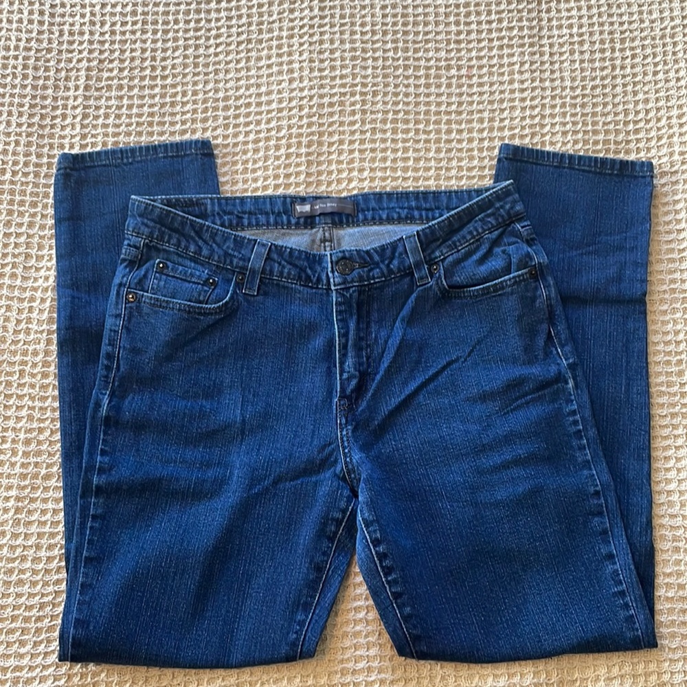 Fantastic Levi’s mid-rise skinny jeans